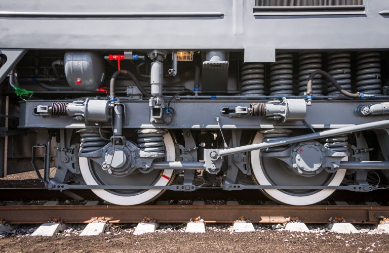 Wheelset mechanism of railway cars